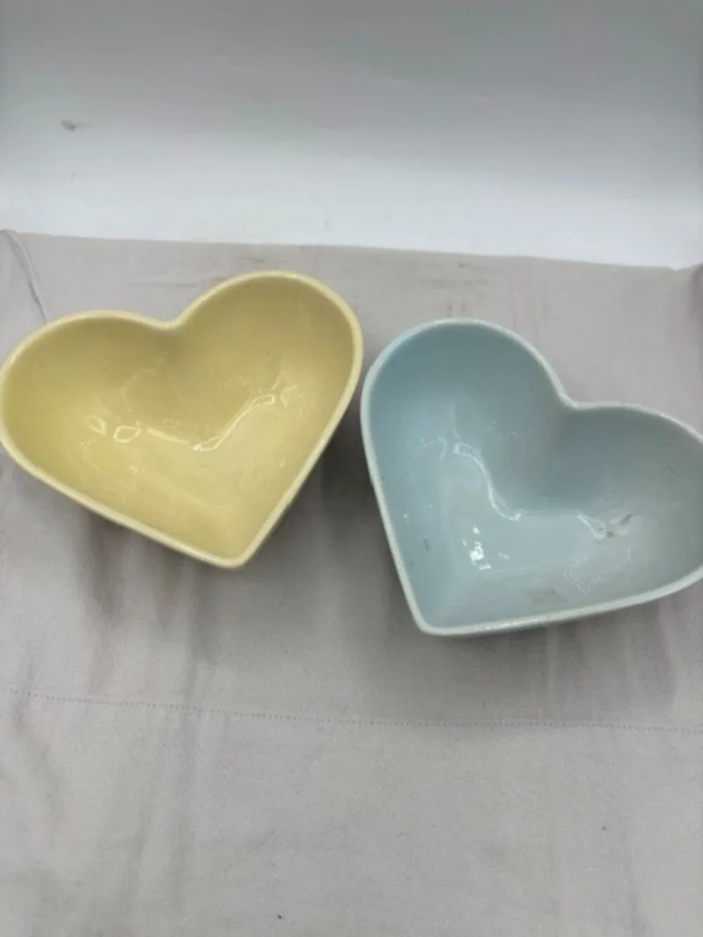 Stoneware Dining Set of 2 80's Pastel Heart Shape Bowls